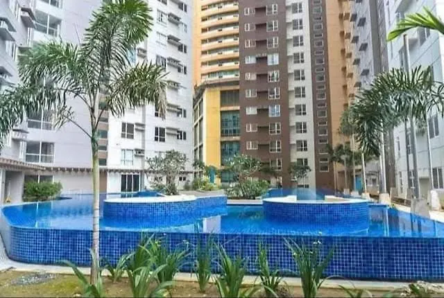 Pioneer Woodlands Condominium Mandaluyong Aparthotel